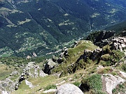 In basso la Val Cairasca (laterale della Val Divedro)